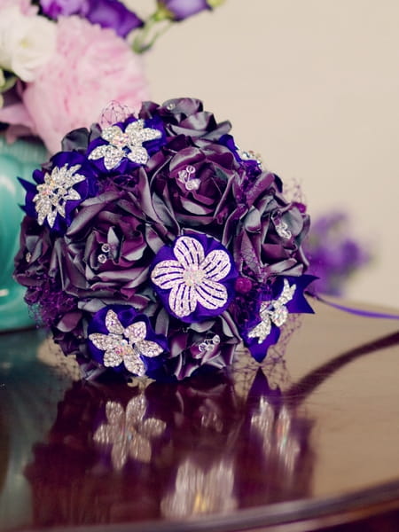 Purple bouquet - Vintage Wedding Shoot