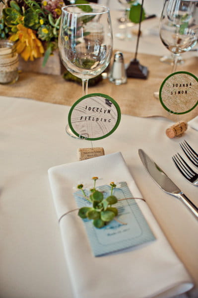 Napkin and place setting - Picture by Captured by Aimee