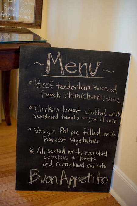 Chalkboard wedding menu - Picture by Rojo Foto Design