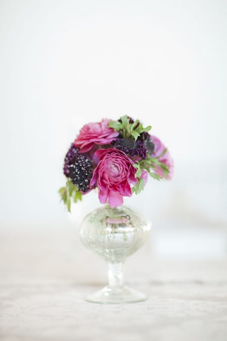 Pink wedding flowers - Picture by Allyson Magda Photography