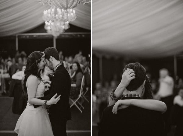 Bride and groom's first dance - Picture by Jonas Peterson Photography