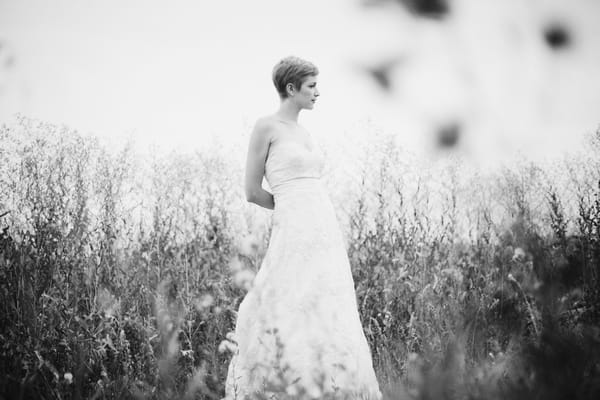 Black and white picture of a bride - Picture by Josh Dookhie Photography