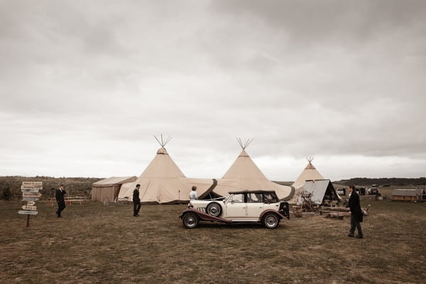 Wedding car and tipis - Picture by Archibald Photography