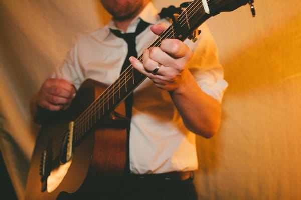 Guitar player at wedding - Picture by McKinley-Rodgers Photography