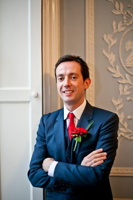 Groom with arms folded - Picture by Anneli Marinovich Photography