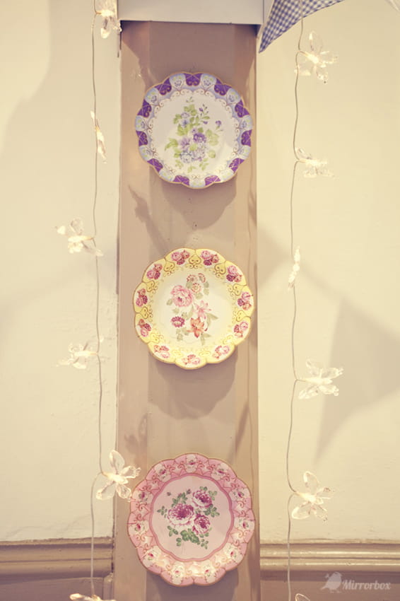 Vintage china bowls - Picture by Mirrorbox Photography