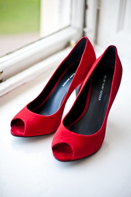 Red Kurt Geiger shoes - Picture by Anneli Marinovich Photography