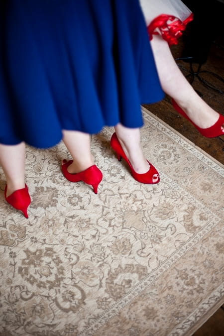 Red wedding shoes - Picture by Anneli Marinovich Photography