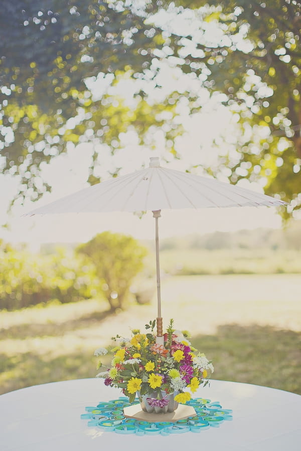 Parasol wedding table centre - Picture by Our Labor of Love Photography