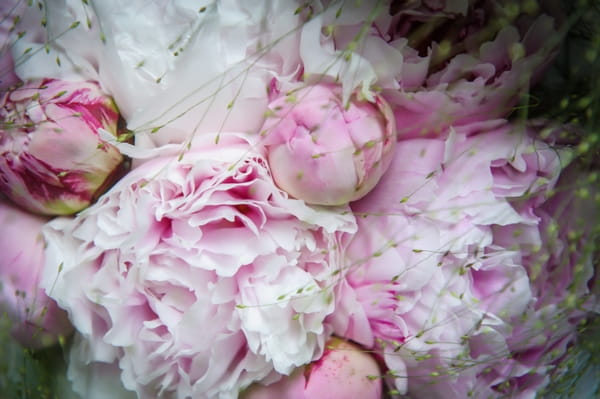 Pink peony wedding flowers - Picture by Pixies in the Cellar