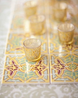 Tealights on patterned tiles - Picture by Joielala