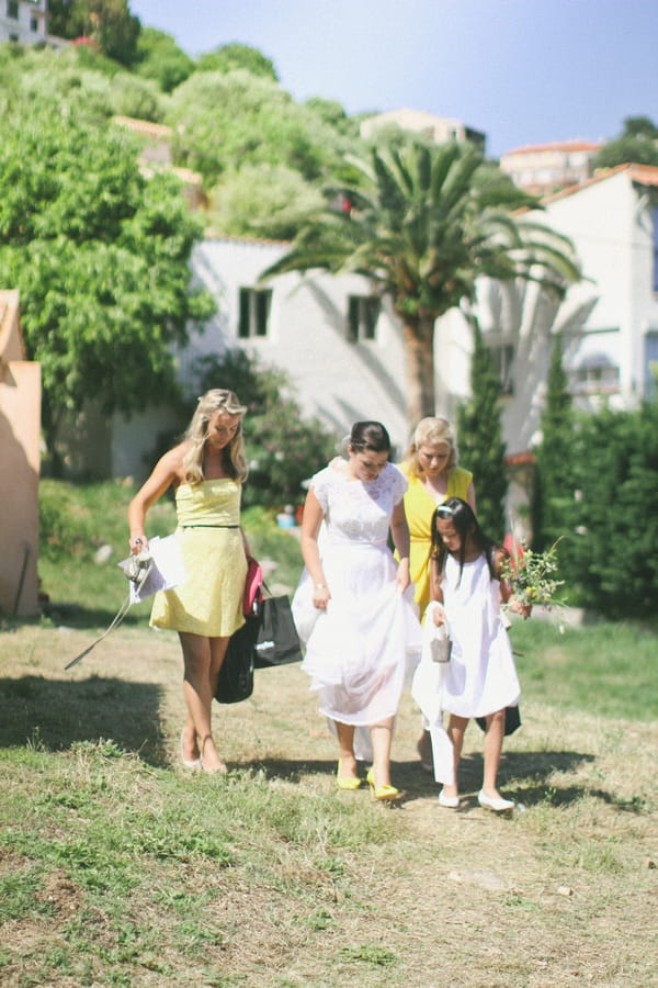 Bride and bridesmaids walking to wedding in Corsica - Picture by DanielRM