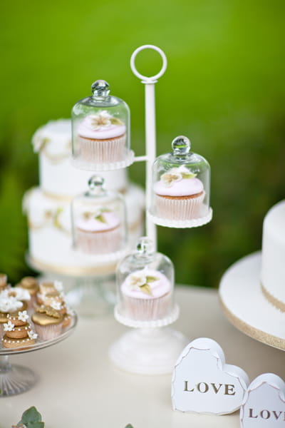 SMall wedding cupcakes - LoveLuxe Launch