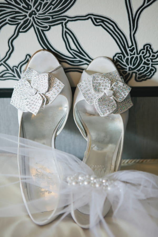 Wedding shoes with bows - A Spring Themed Wedding in Hungary