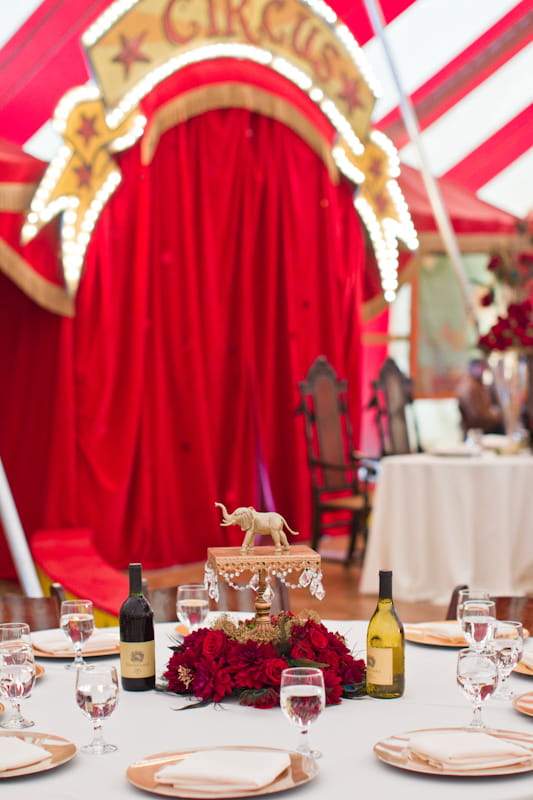 Wedding table with elephant centrepiece