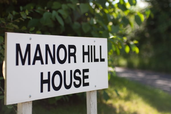 Manor Hill House sign