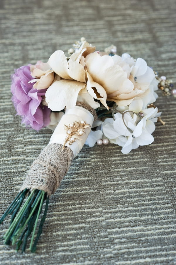 Bridal brooch bouquet