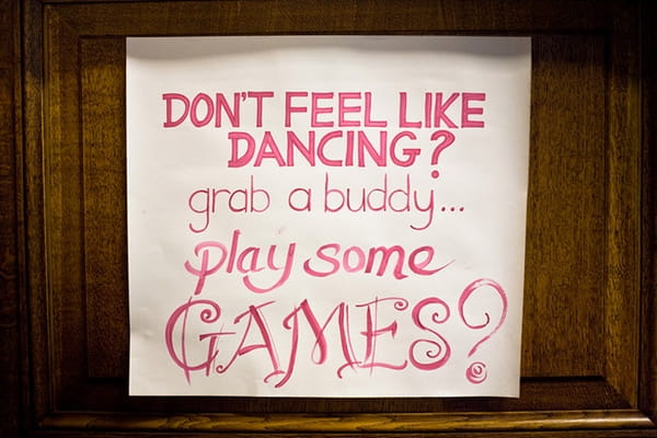 Dancing sign