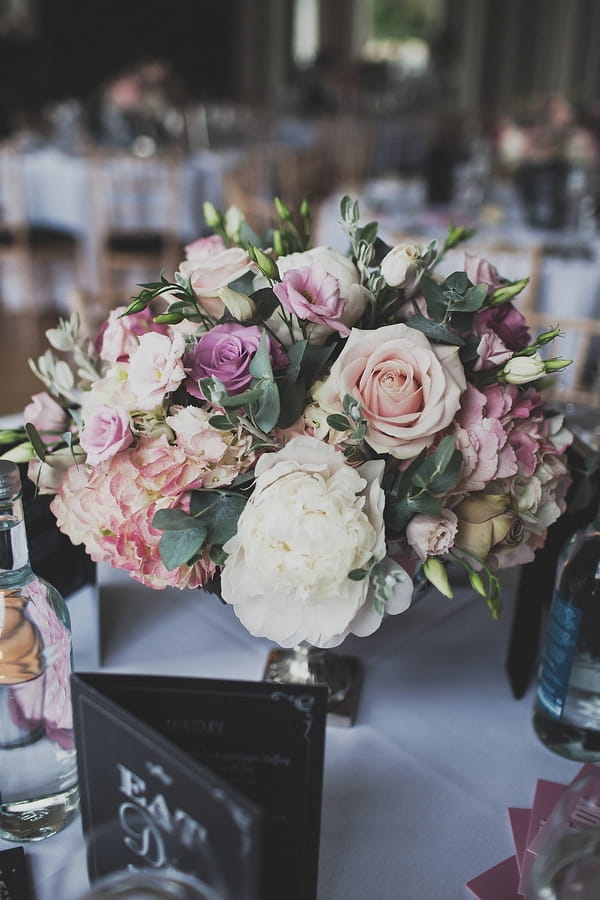 Wedding table flowers