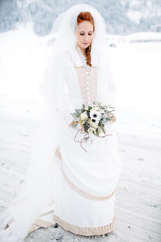 Bride holding bouquet