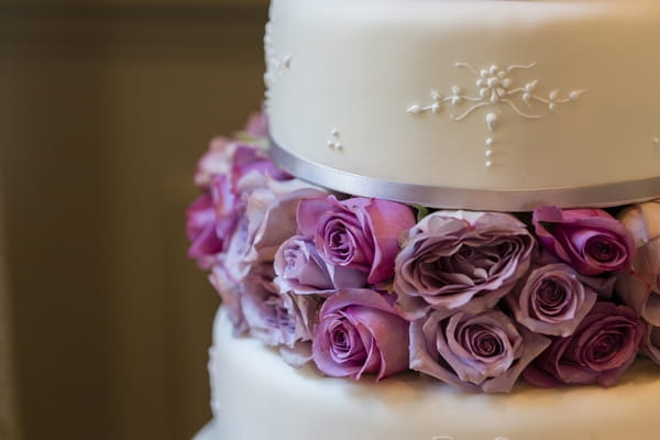 Flower decoration on wedding cake