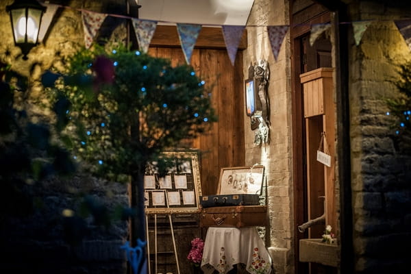 Entrance to Hinwick House at night