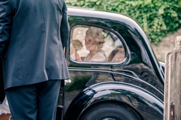 Bridesmaids in car