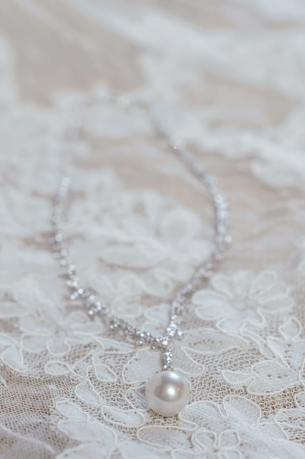 Bridal necklace