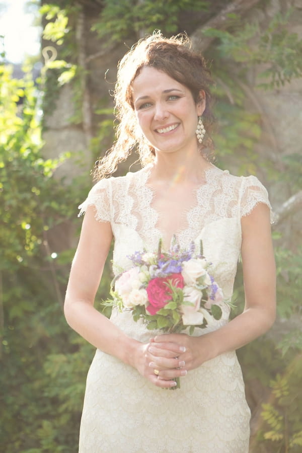 Bride holding bouquet