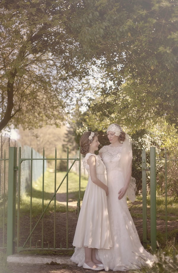 1920's bride and bridesmaid