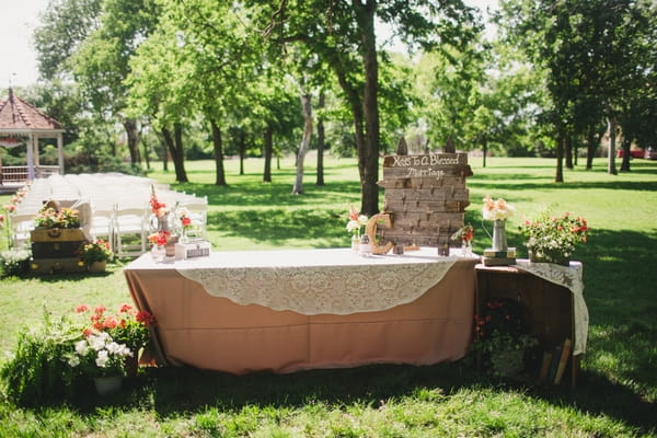 Rustic wedding table