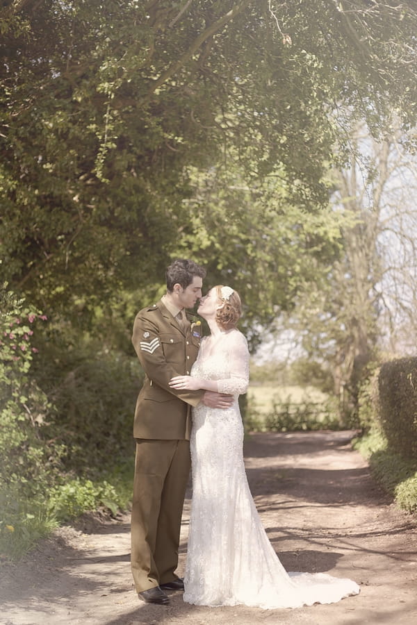 1920's bride and groom