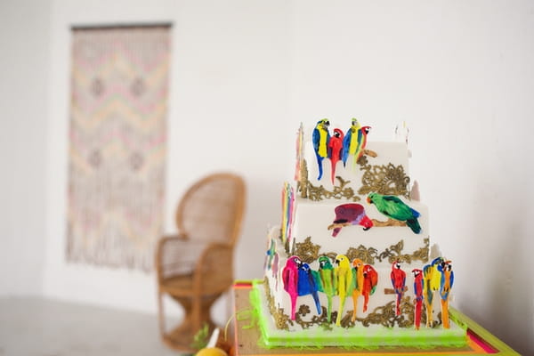 Tropical birds wedding cake