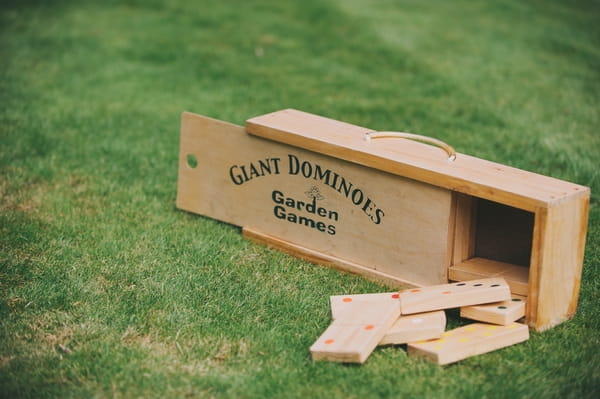 Giant dominoes box