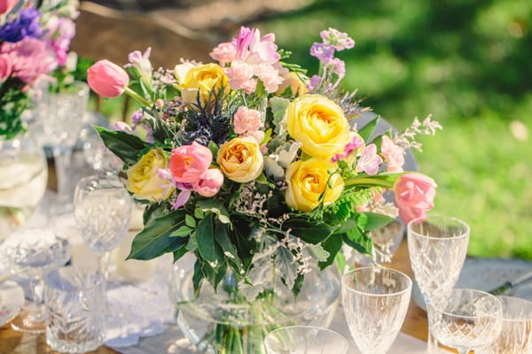 Wedding table flowers