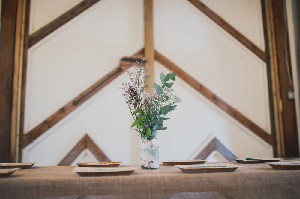 Wedding table flowers