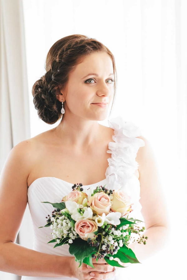 Bride holding bouquet