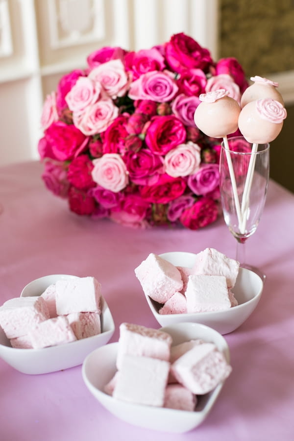 Marshmallows and pink flowers