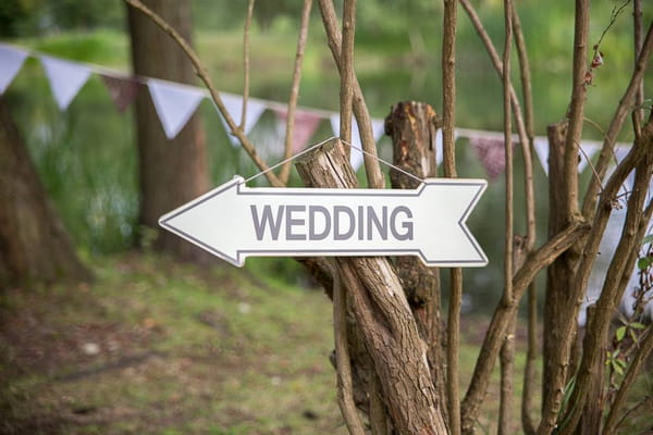 Wedding arrow sign