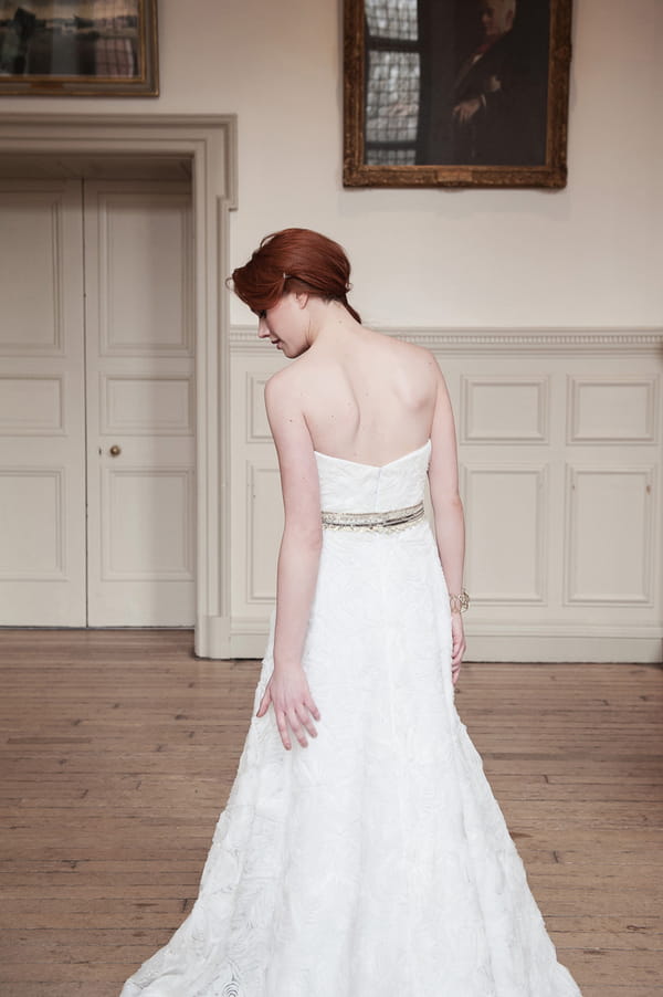 Back of bride's Kobus Dippenaar AG-12-022 dress