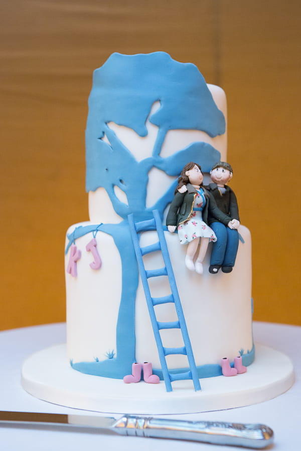 Blue tree wedding cake