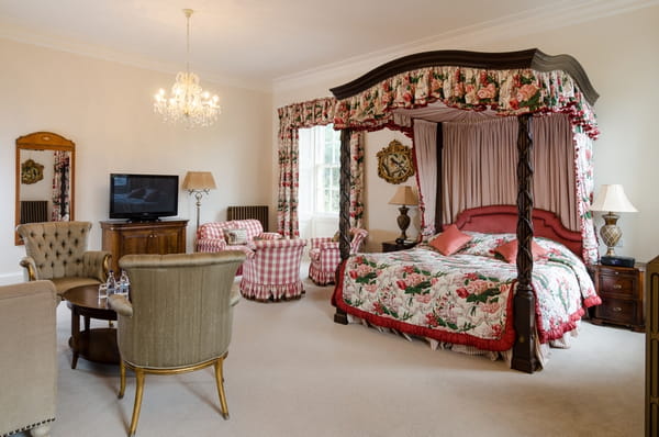 Bedroom Suite at Carberry Tower