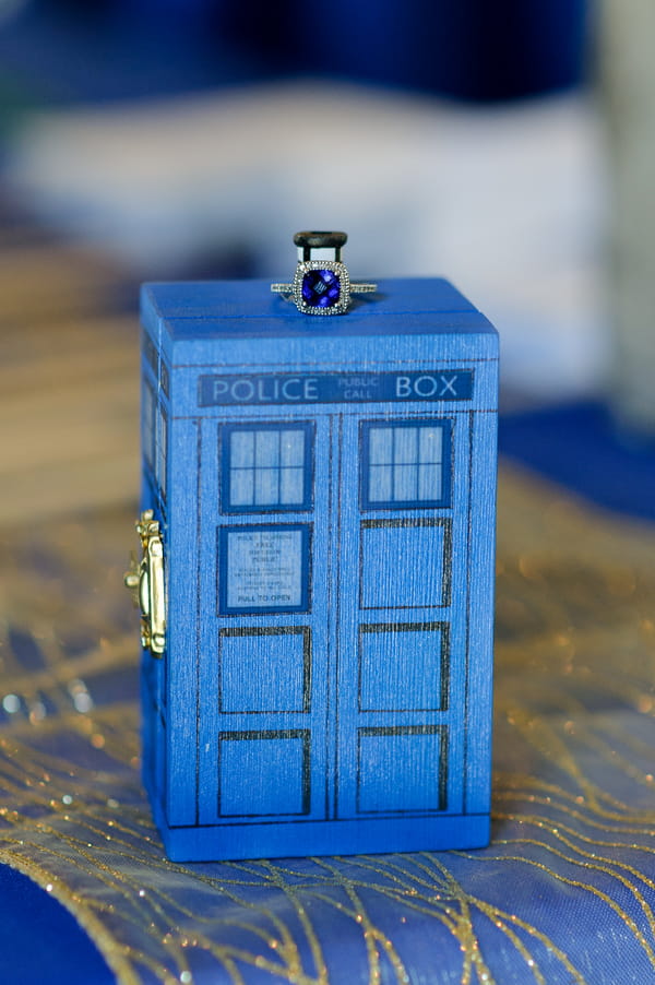 Doctor Who Tardis jewellery box