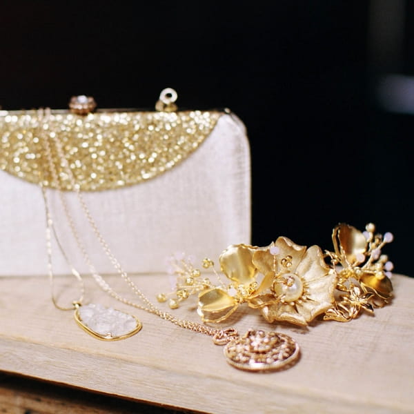 Gold wedding jewellery