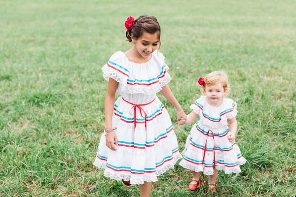 Flower girls in Spanish dresses