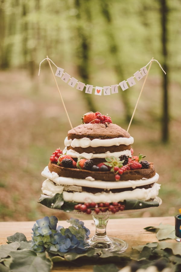 Naked wedding cake