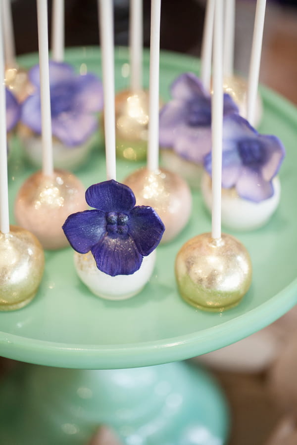 Cake pops