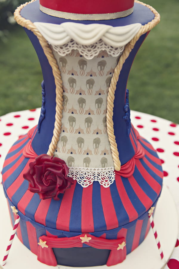 Detail on carnival wedding cake