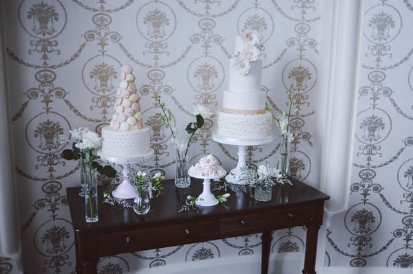 Retro wedding cake table