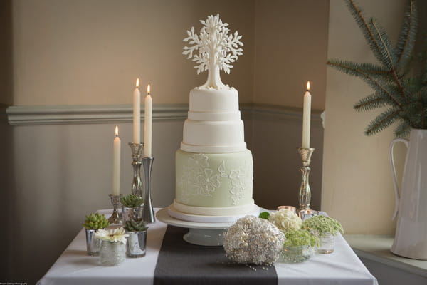 Chic and elegant wedding cake table